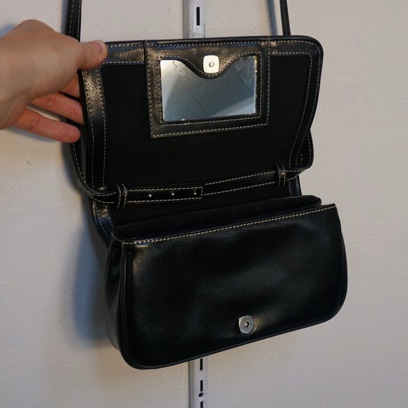 💚 VINTAGE LIZ CLAIBORNE Black Mini Crossbody Bag (OS) - Picture 4 of 15